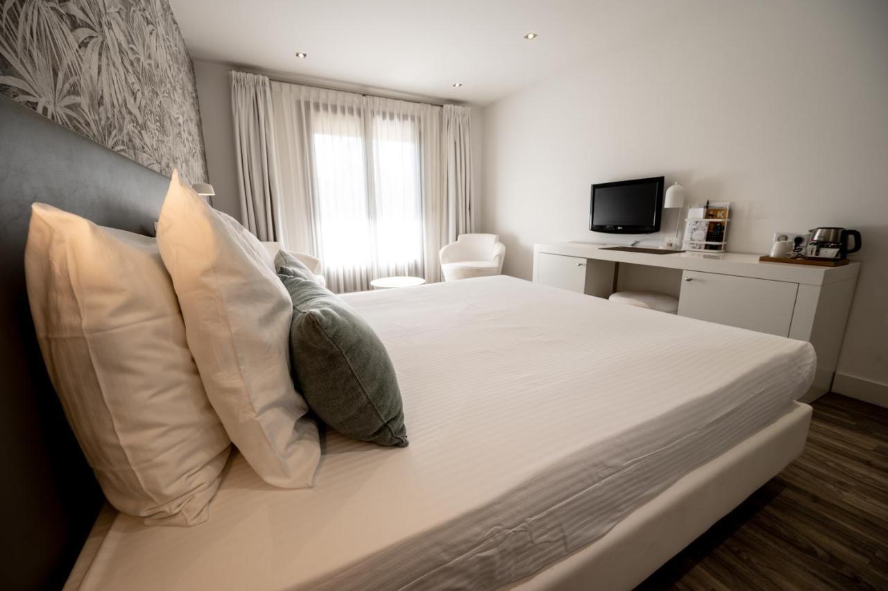 Van Der Valk Hotel Le Catalogne Saint Aygulf Bagian luar foto