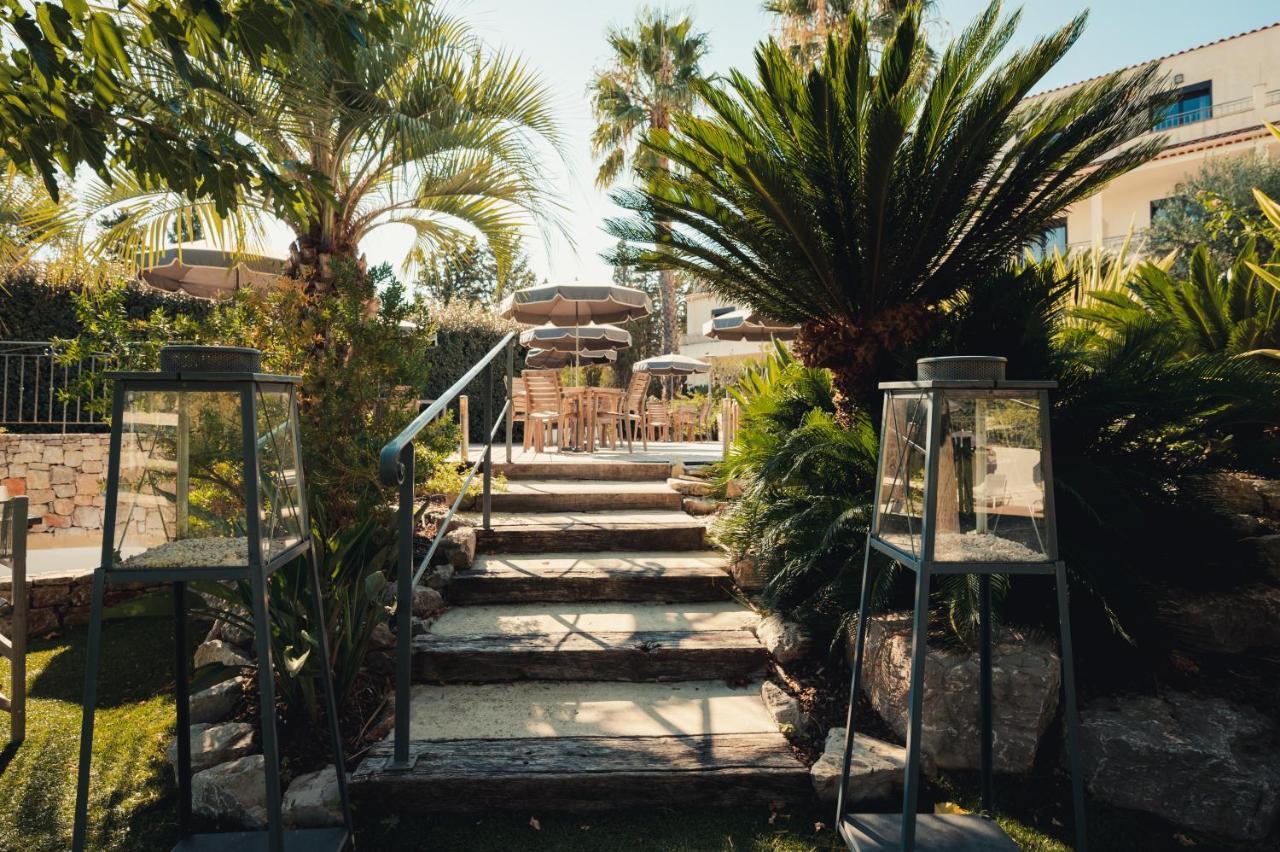 Van Der Valk Hotel Le Catalogne Saint Aygulf Bagian luar foto