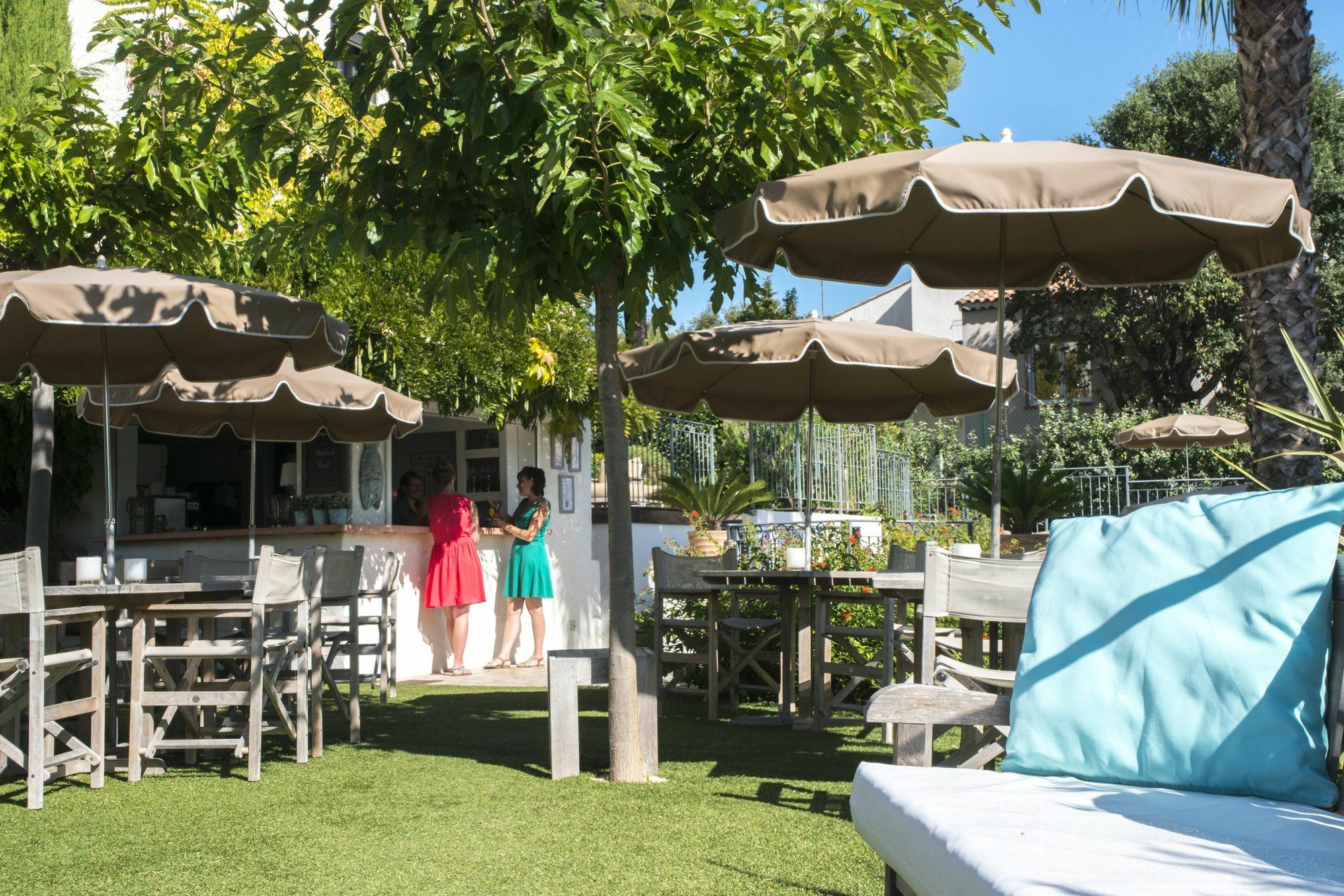 Van Der Valk Hotel Le Catalogne Saint Aygulf Bagian luar foto